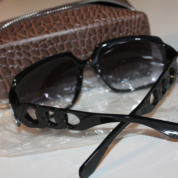 Michael Kors Sunglasses with Snakeskin Case - Picture 1 of 5